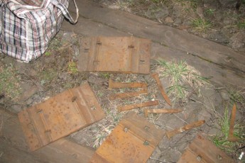 На Волині школярі розкрадали залізничну колію ФОТО