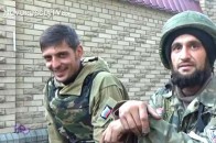 Мешканці Макіївки обстріляли автомобіль терориста Гіві ФОТО