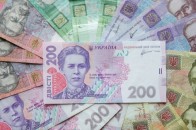 Українцям через два-три місяці дозволять забирати вклади з банків без обмежень