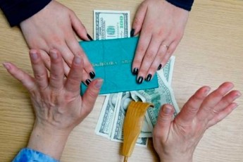 У Луцьку за хабарництво судять викладача ВУЗу