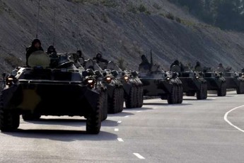Колона бронетехніки противника рухається в напрямку Щастя - Тимчук