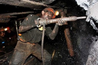 Кабмін сьогодні розгляне ліквідацію волинської шахти