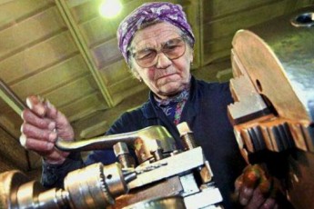 На скільки збідніють працюючі пенсіонери Волині
