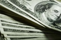 НБУ 2 квітня офіційно зміцнив долар