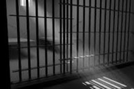 За дві пляшки спиртного лучанину «світить» тюрма