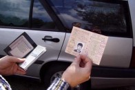 В Україні можуть здорожчати водійські права і техпаспорти
