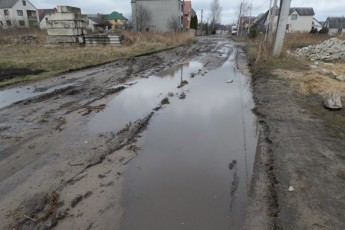 Як у Ковелі «ремонтують» дороги битим асфальтом ФОТО