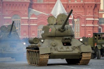 Україна проігнорує військовий парад у Росії до 9 Травня, – МЗС