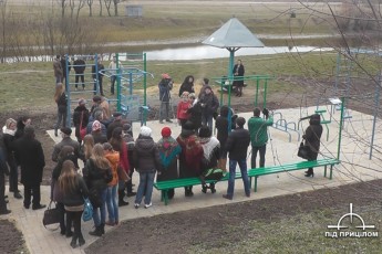 У Луцьку з’явився спортмайданчик «street workout»