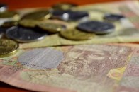 Гривня стала світовим лідером зі знецінення. Інфографіка