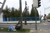 У Ковелі на свято серед вулиці викинули сміття ФОТО