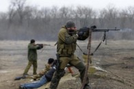 У Пісках тривають бої: один військовий загинув, ще один потрапив у полон