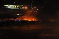 Масштабна пожежа у Києві: вогонь знищив декілька магазинів та манікюрний салон ВІДЕО