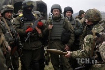 Військові вогнем у відповідь зупинили наступ бойовиків під селищем Донецьким