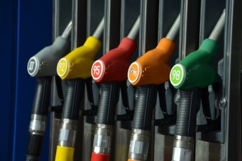 Бензин на окупованих територіях дорожчий, ніж в Україні ГРАФІК