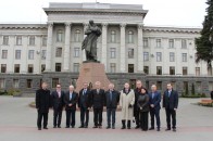 У Луцьку делегація з Німеччини вшанувала загиблих Героїв ФОТО