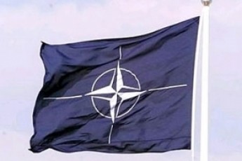 У ЄС закликали НАТО готуватися до оборони