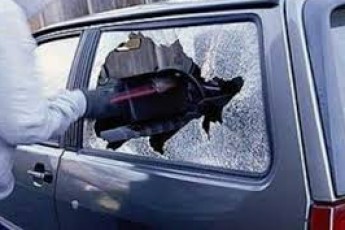 Раніше судимий волинянин обчистив автівку краянки