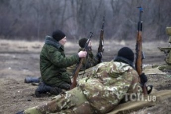 У район Кримського прибули 140 бойовиків із БТРами і БМП - Тимчук
