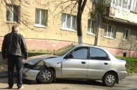У Луцьку ранкова ДТП: не розминулись дві автівки ФОТО