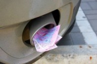 Експерти розповіли, яких цін на бензин чекати українцям