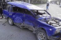 У Донецьку  п’яний бойовик протаранив, а потім розстріляв авто місцевого мешканця ФОТО