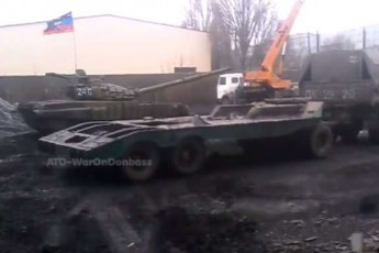 У Макіївці бойовики облаштували танкову базу ВІДЕО