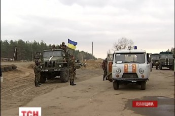 Бойовики обстріляли сили АТО поблизу Станиці Луганської та Катеринівки