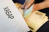 Спійманих «на гарячому» волинських міліціонерів-хабарників виправдали брехливі судді? ВІДЕО