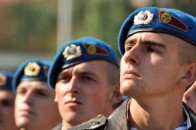 Порошенко продовжив до червня призов на військову службу в Україні