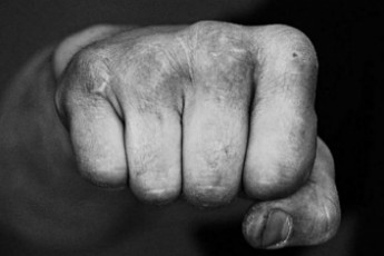 Волинянин влаштував у нічному закладі «п'яні розбірки»