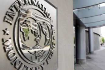 МВФ хоче, щоб Україна брала більше податків з багатіїв