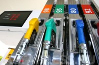На українських АЗС «впали» ціни на пальне