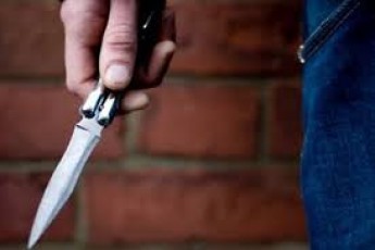 Чаркування двох лучан закінчилося різаниною