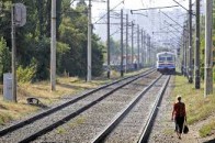 На Волині під потяг ледь не втрапила людина