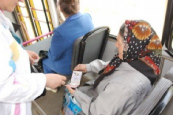 Кабмін збереже безкоштовний проїзд для пенсіонерів, чорнобильців та інвалідів