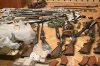 Бійці АТО і волонтери «обкрадають» українську армію, - МВС