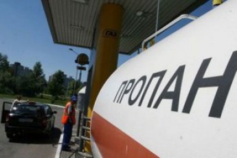 На українських АГЗС продовжує дешевшати автогаз
