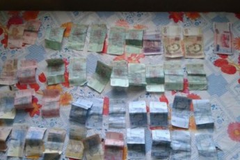 У луцького прикордонника знайшли зайві гроші в кишенях ФОТО