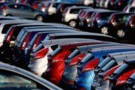 Експерти пояснили, чому в Україні таке дороге розмитнення авто