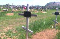 Кладовище Донецька поповнилось великою кількістю безіменних могил ФОТО