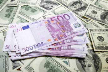 Долар знову здорожчав - свіжі курси валют Нацбанку