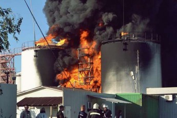 На АЗС під Києвом вибухнула ще одна нафтобаза: є постраждалі