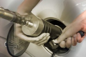 На українських АГЗС підняли ціну на автогаз