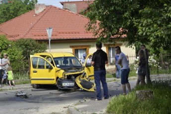 Аварія з постраждалими в Луцьку: Mercedes «влетів» в Renault ФОТО