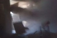 Бійці «Азова» зняли на відео, як до них у кімнату прилетів снаряд ВІДЕО