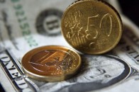 Долар стрімко пішов угору