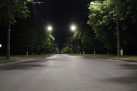 Нове сучасне освітлення встановили на одній з вулиць Луцька ФОТО