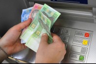 Уродженка Маріуполя почистила банківську картку волинянина-інваліда