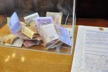 Двоє волинян поцупили з храму скриньку з пожертвами